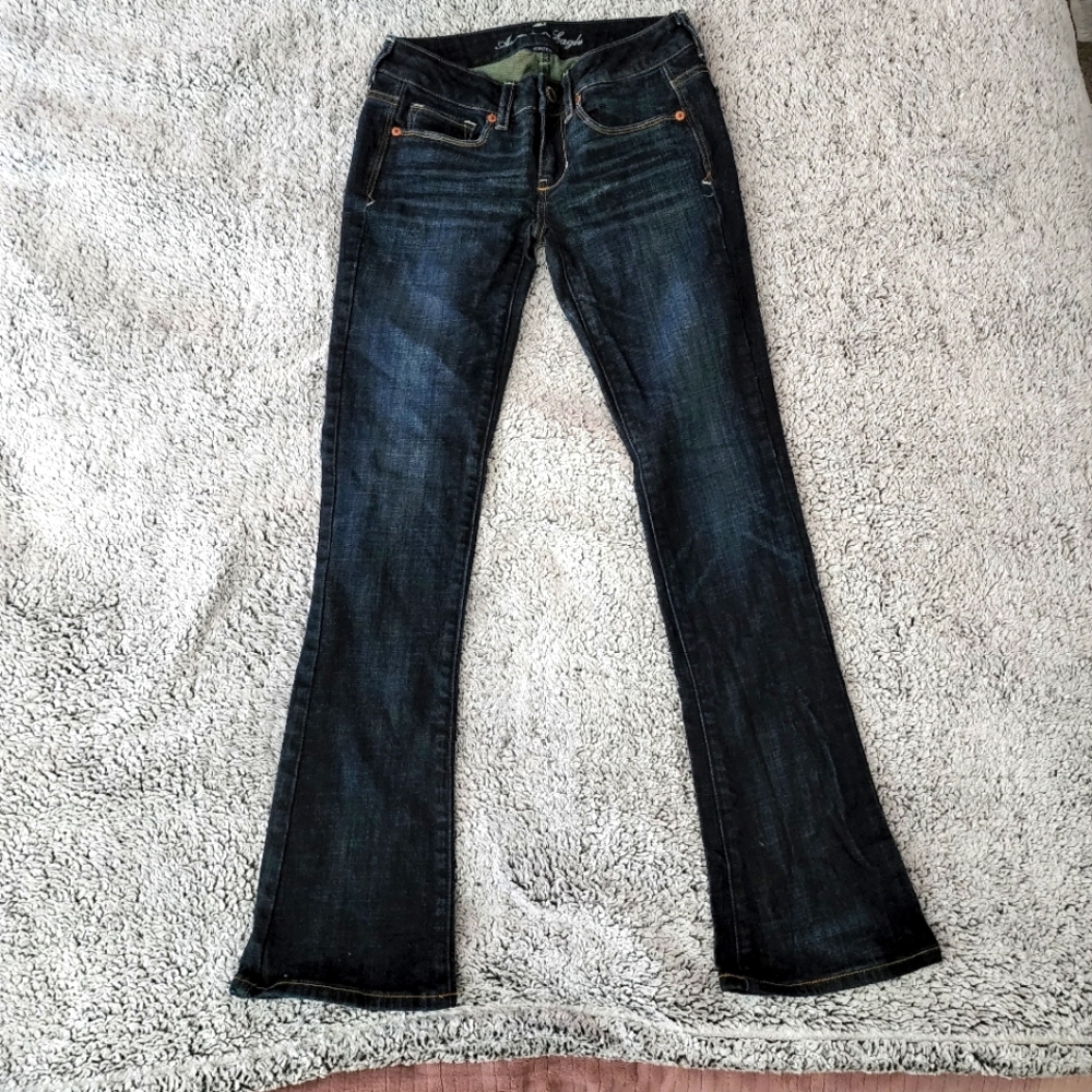 American Eagle Skinny Kick Jeans Size 2/Short EUC